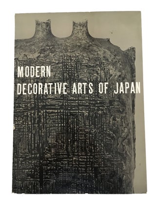 Item #89030 Decorative Arts of Modern Japan. Japan Decorative Arts Associatoin